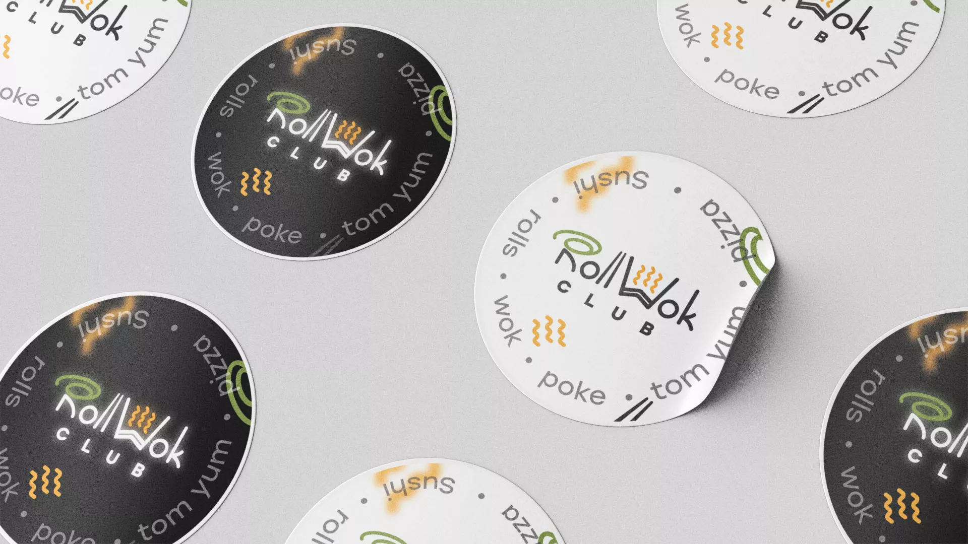 Разработка наклеек для суши-бара «Roll Wok Club» в Новозыбкове
